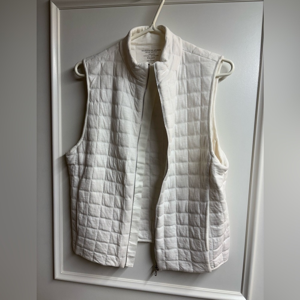 Majestic Filatures Women's White Quilted Vest